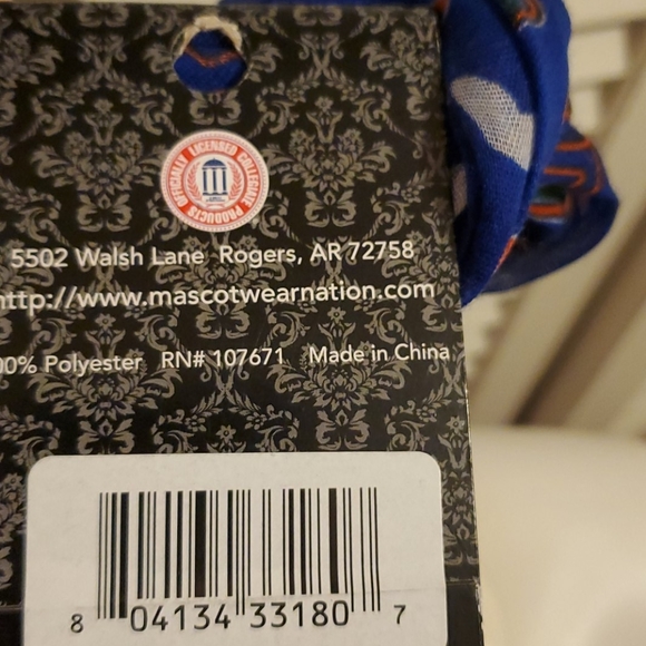 NWT:Florida Gators Infinity Scarf - Picture 5 of 8